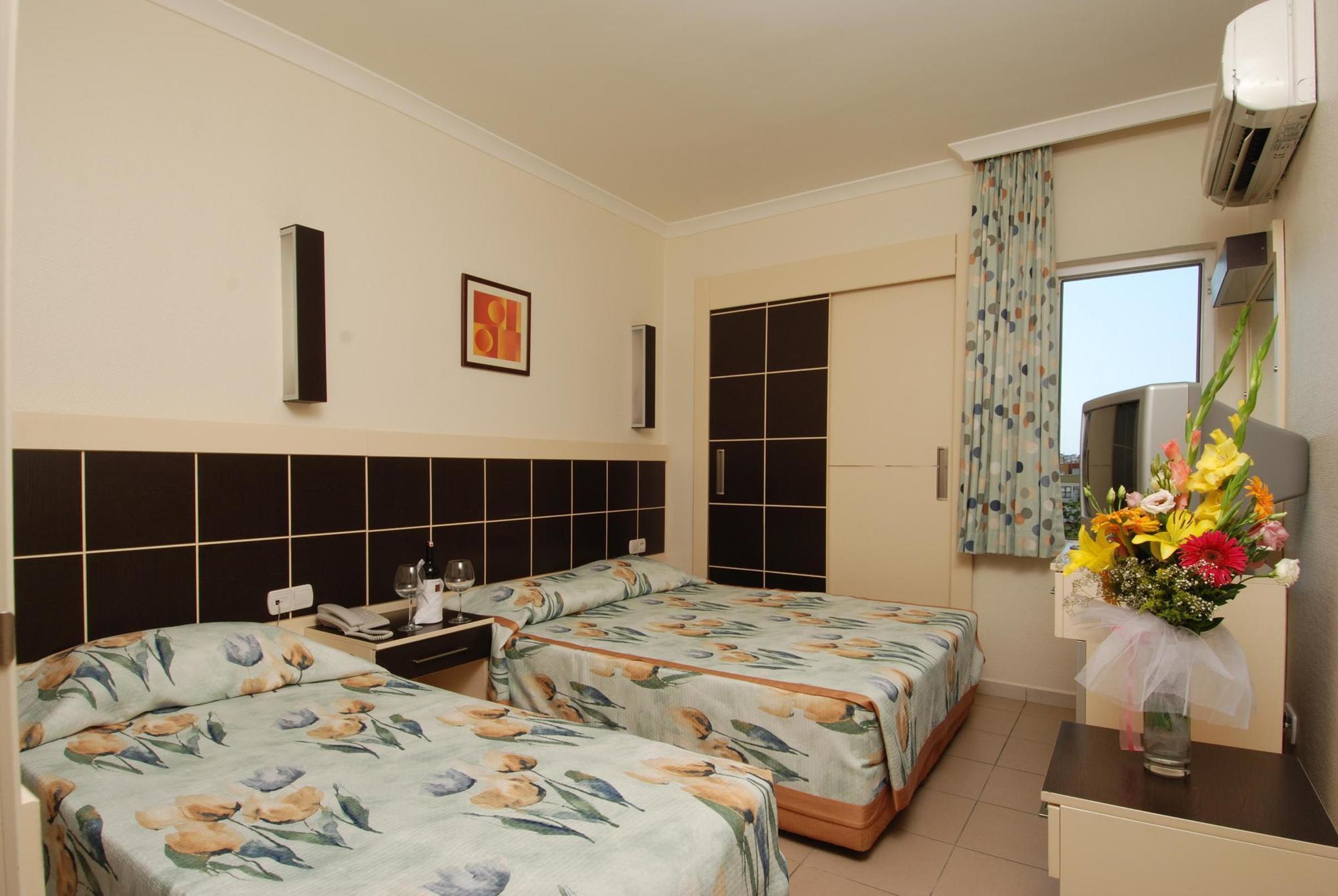 Okan Tower Apart Hotel Alanya Esterno foto