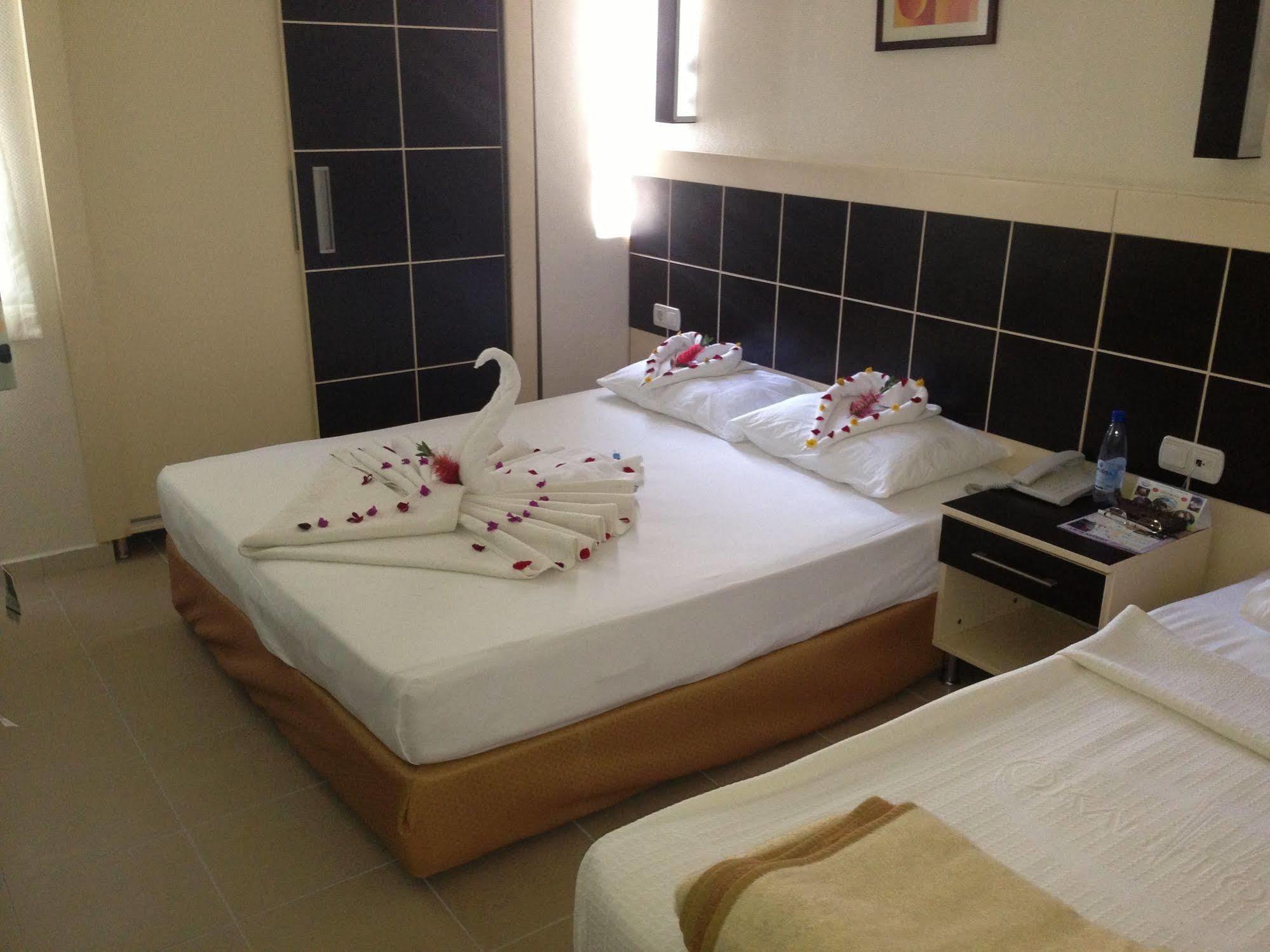 Okan Tower Apart Hotel Alanya Esterno foto